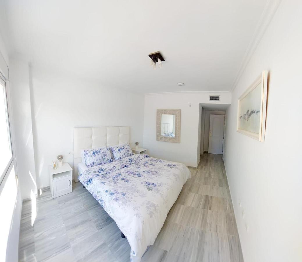 Appartamento Luxurious 3 Bedroom In The Heart Of Alhaurin Golf