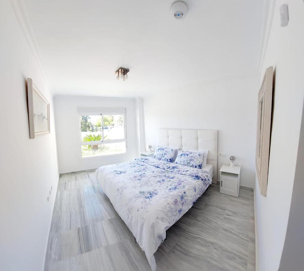 Luxurious 3 Bedroom In The Heart Of Alhaurin Golf Appartamento